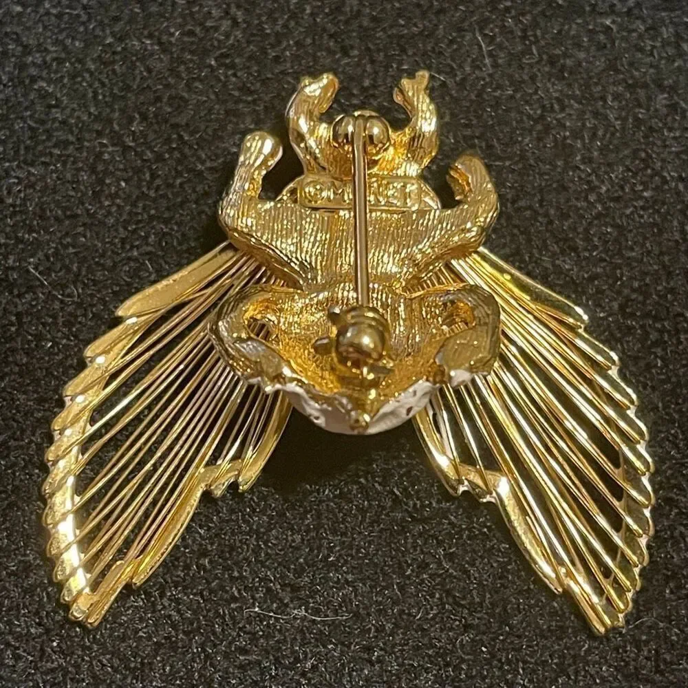 Monet Vintage 1970’s Bumblebee Brooch White With Gold Eyes Wings